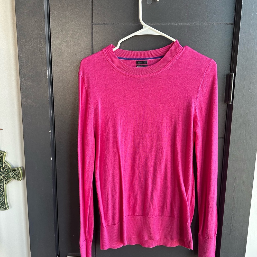 GAP Fuchsia Merino Wool Sweater